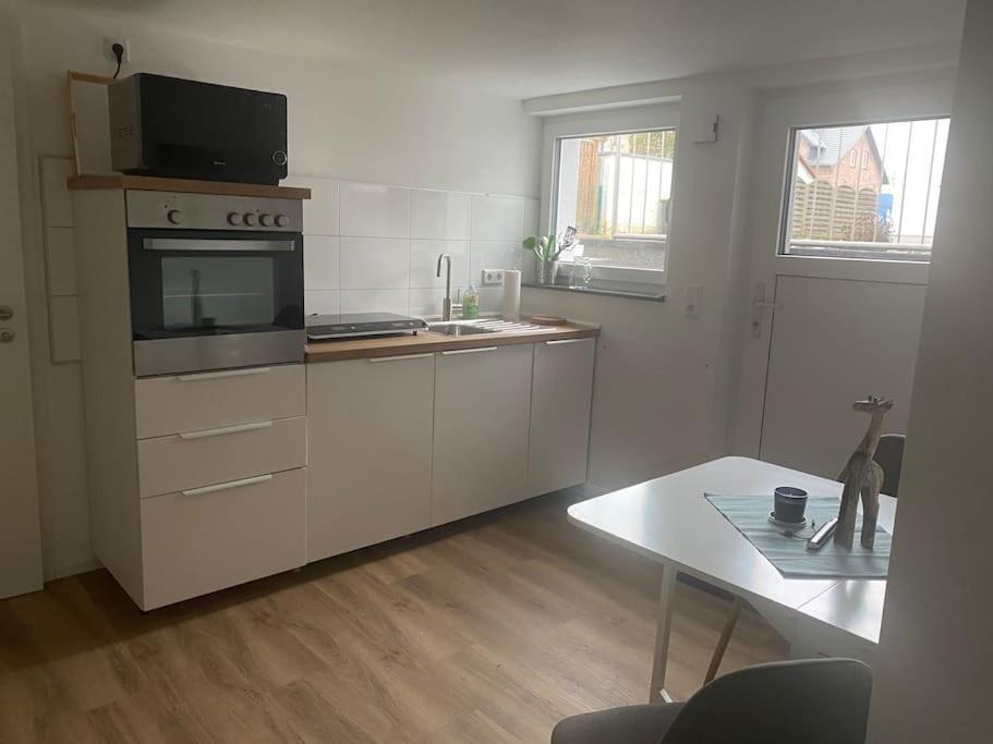 Klein Aber Oho! Neues Apartment In Stadt- Und Fuldanaehe 卡塞尔 外观 照片
